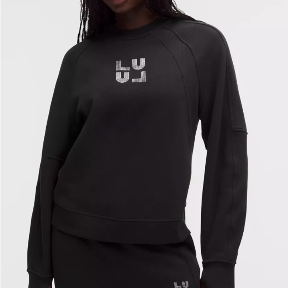 lululemon athletica. Scuba Oversized Hip-Length Pullover
Jewelled. Size.XS/S